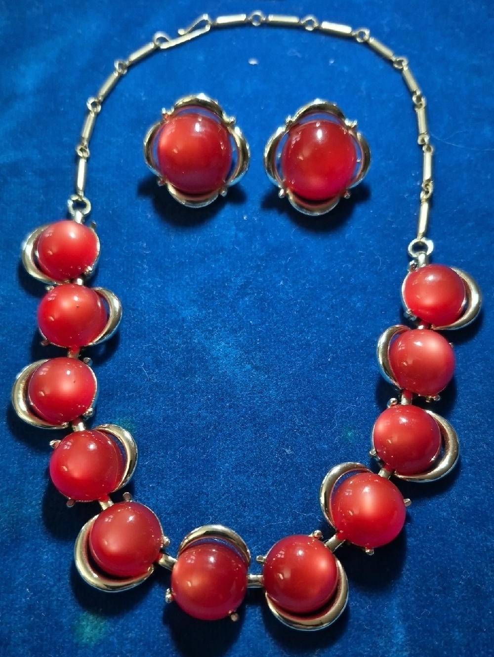 Coro Necklace and Clip-On Earrings